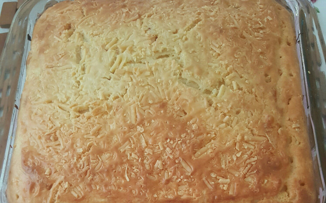 Torta de carne seca desfiada