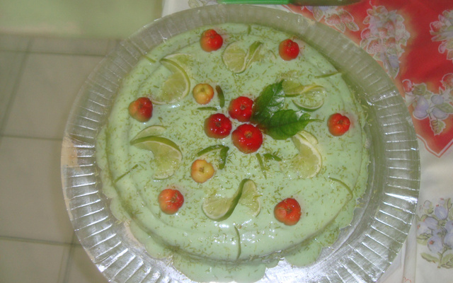 Torta mousse de limão