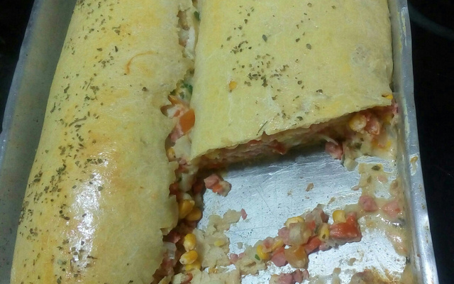 Rocambole de Salsicha da Ludi