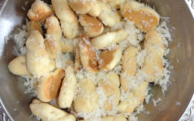 Rosquinha de nata e queijo