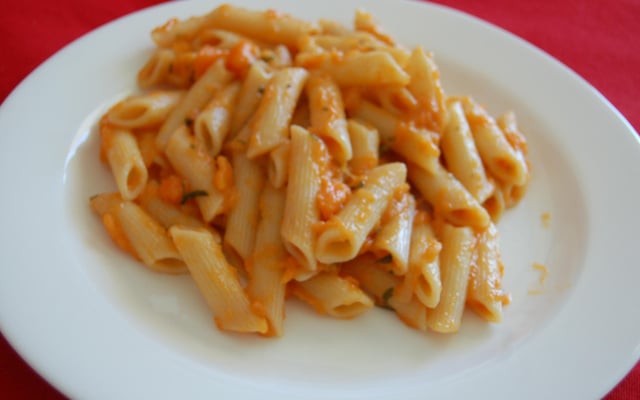 Espaguete ao molho de abóbora