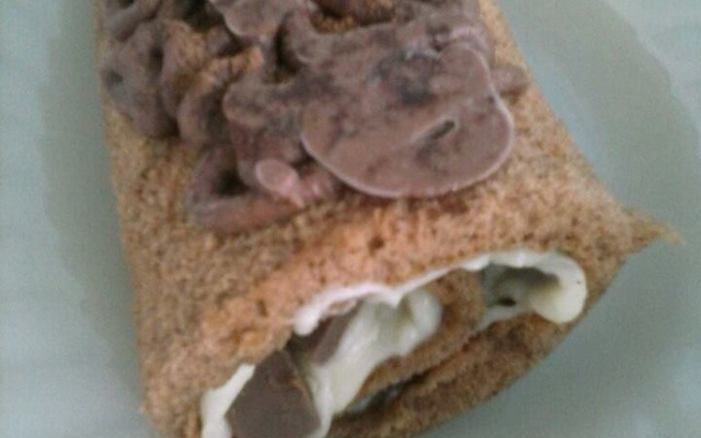 Rocambole de chocolate macio e molhadinho