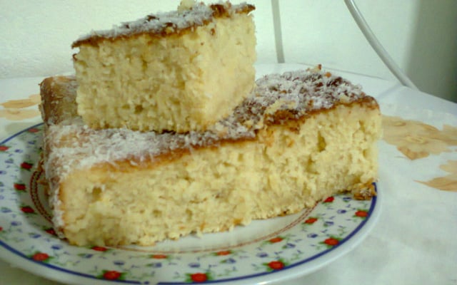 Bolo fofinho de coco