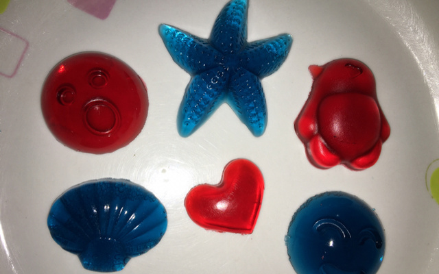 Bala de gelatina simples da Lidi