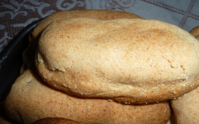 Bananinhas assadas com massa podre