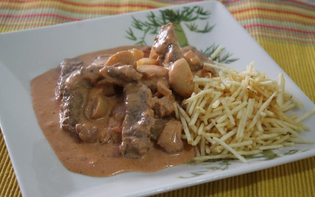 Estrogonofe de Carne