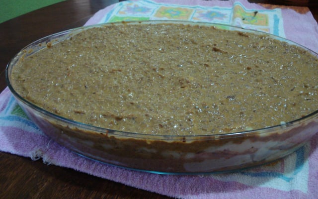 Purê de batata recheado com carne moída