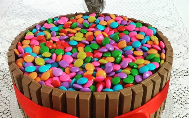 Bolo Kit Kat
