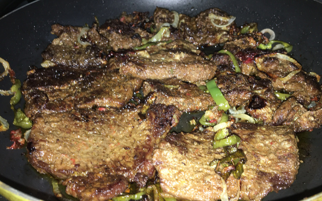 Bife na panela de pressão