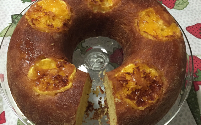 Bolo de laranja molhadinho