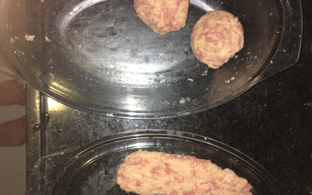 Hambúrguer de calabresa