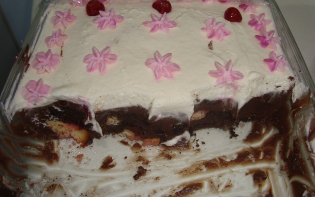 Floresta negra de travessa