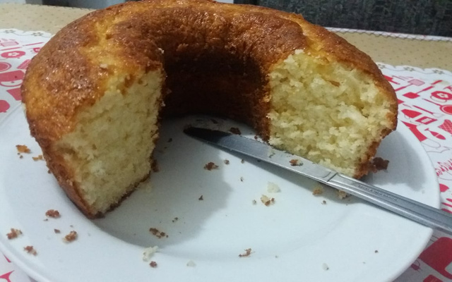 Bolo de coco fofinho