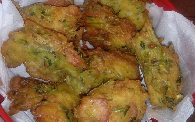 Bolinhos de talos, folhas ou cascas