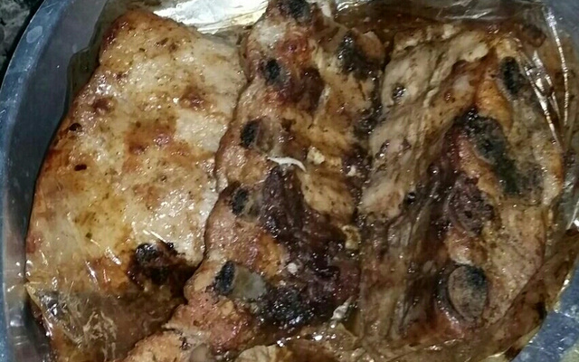 Costelinha de porco assada ao forno