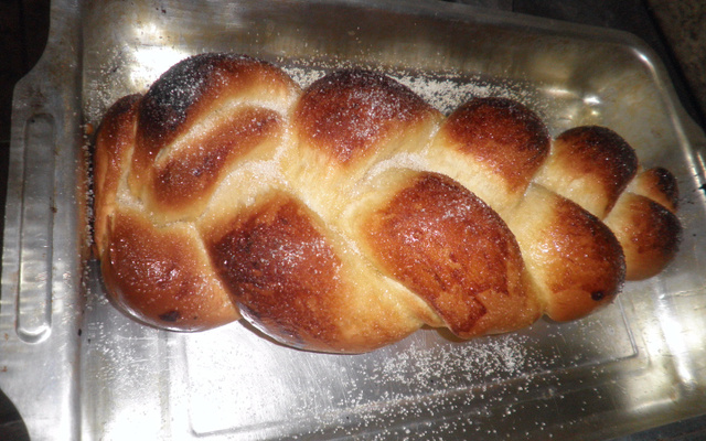 Rosca com recheio de goiabada