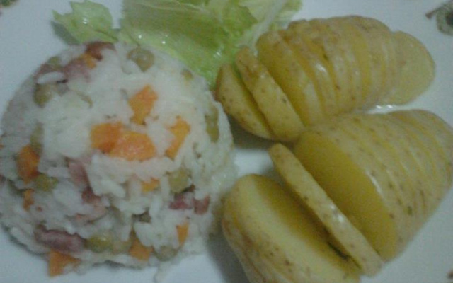 Batatas hasselback