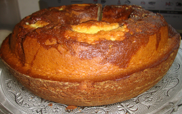 Bolo de café e nozes