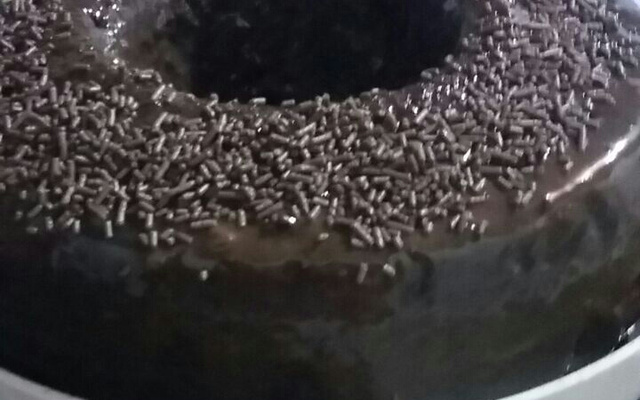 Bolo simples de chocolate