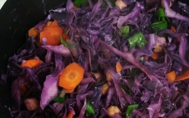 Repolho refogado com cenoura