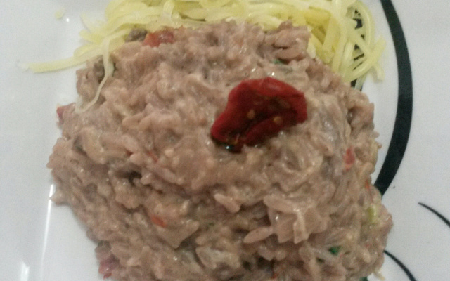 Risoto de filé mignon com vinho tinto