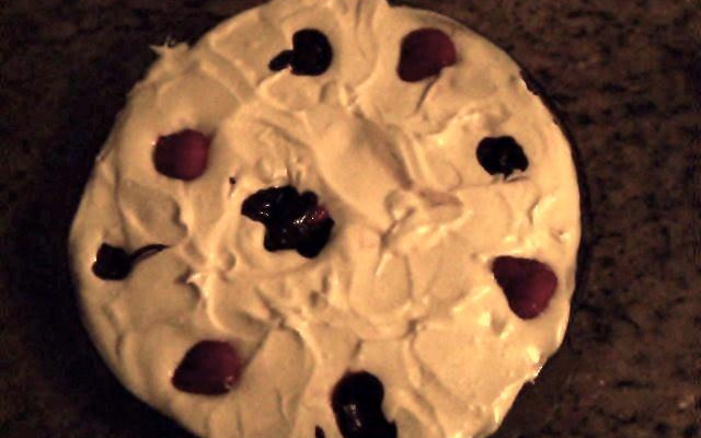 Torta de brigadeiro branco com morango