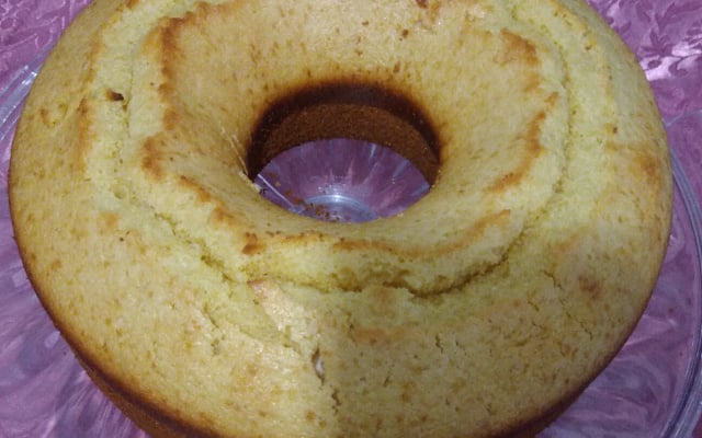 Bolo de fubá de liquidificador super fofo