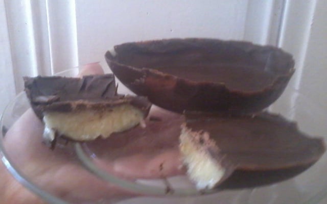 Ovos de páscoa estilo trufas de beijinho