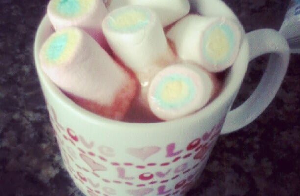 Chocolate quente com marshmallow