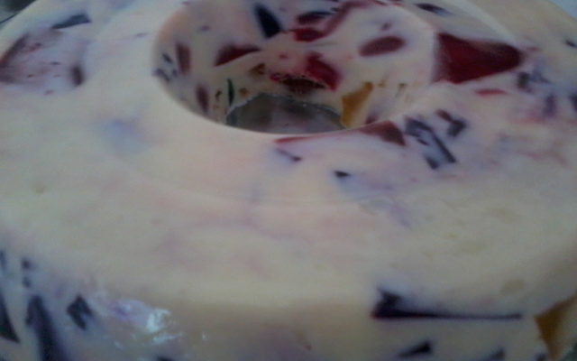 Gelatina colorida sem carboidrato