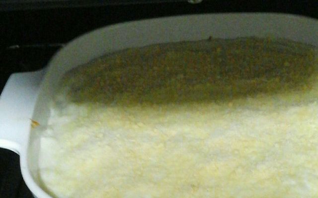 Escondidinho de mandioca com carne seca