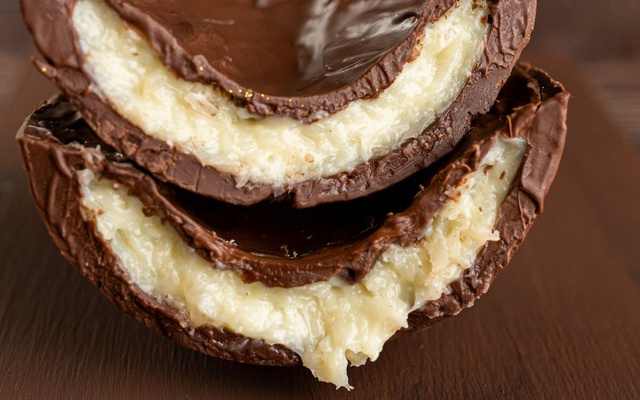 Ovos de páscoa estilo trufas de beijinho