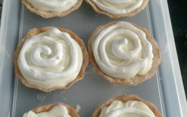 Torta de massa podre de leite condensado com limão