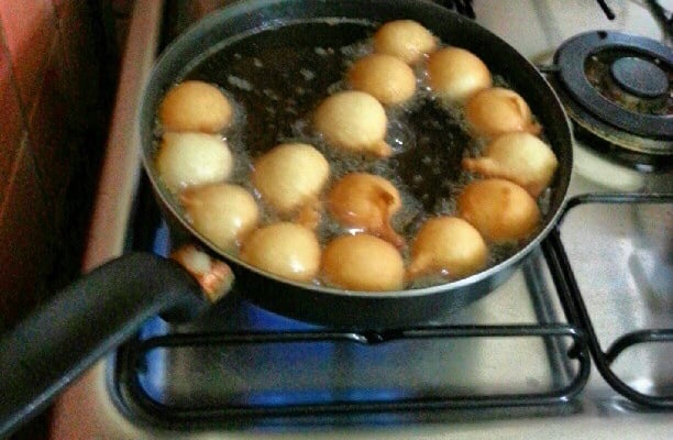 Bolinho de chuva tradicional
