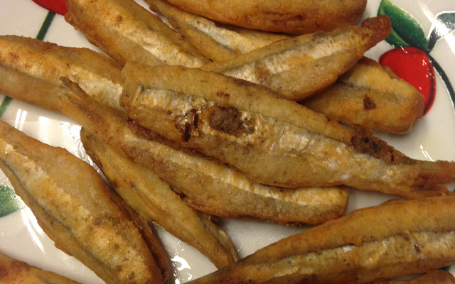 Manjubinha crocante aperitivo