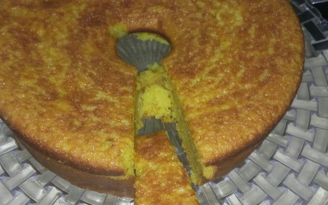 Bolo cremoso de milho em lata