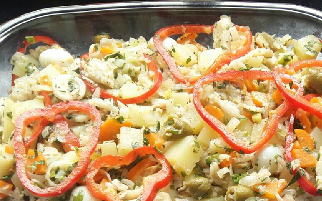 Salada fácil de bacalhau