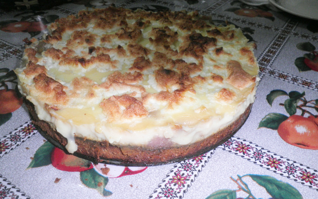 Torta merengue de banana da terra