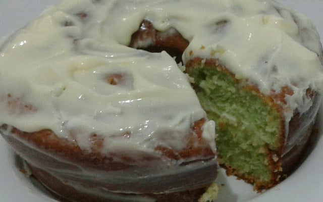 Bolo verde de limão