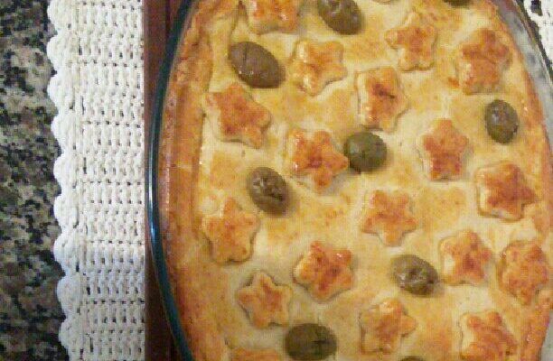 Torta de frango e requeijão com massa podre