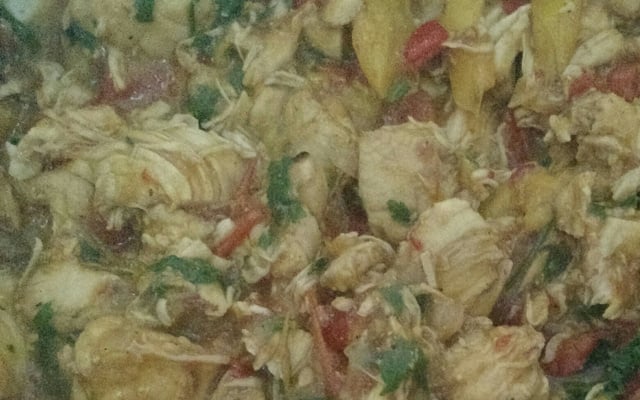Moqueca de frango à baiana