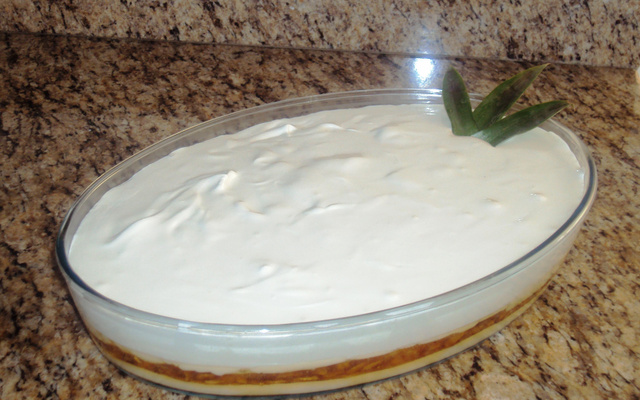Torta cremosa de abacaxi