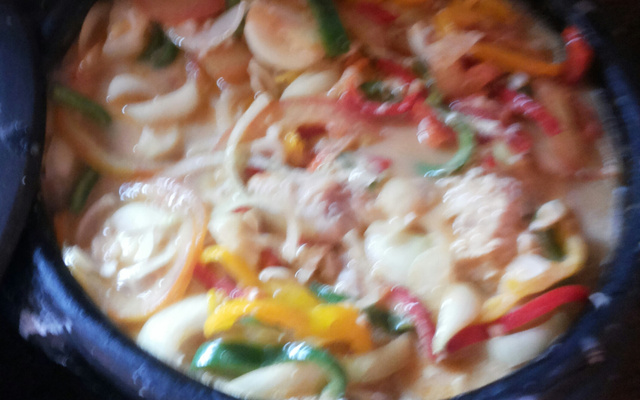Moqueca de peixe surubim com pirão