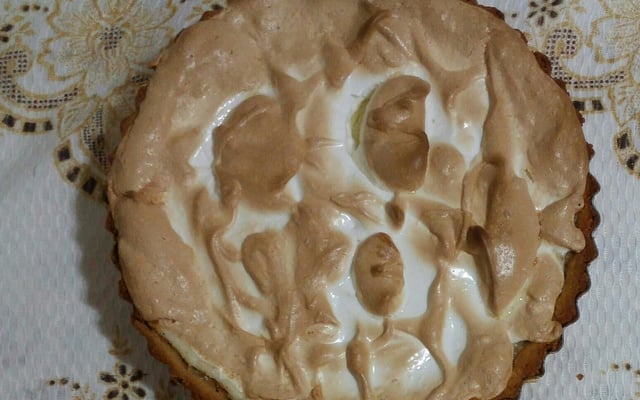 Torta de limão (simples, fácil, rápida e sem ir ao forno)