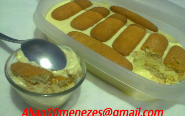 Creme cru de casca de bacurí