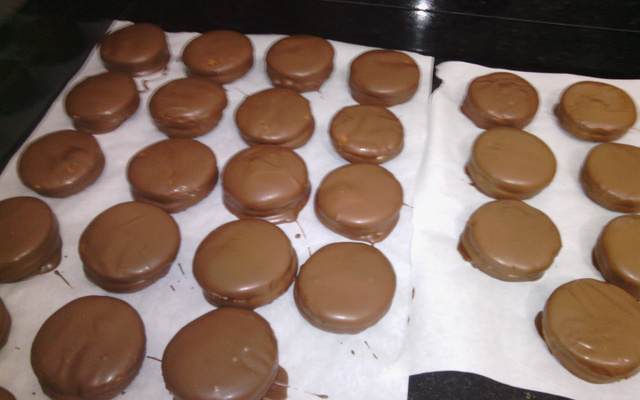 Alfajor de doce-de-leite à Laura