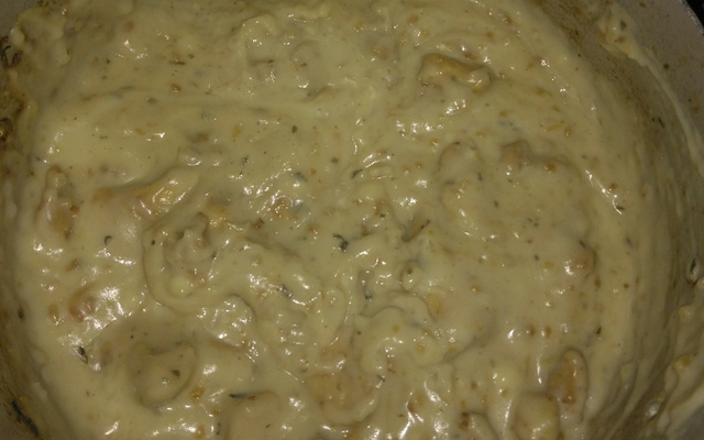 Peito de frango com molho branco