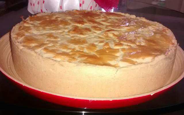 Empadão de frango cremoso