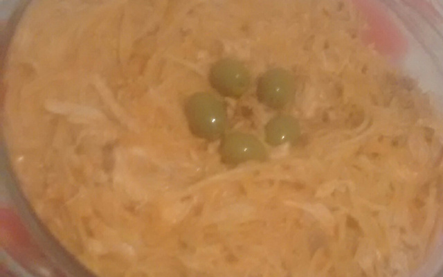 Macarrão com frango na panela de pressão