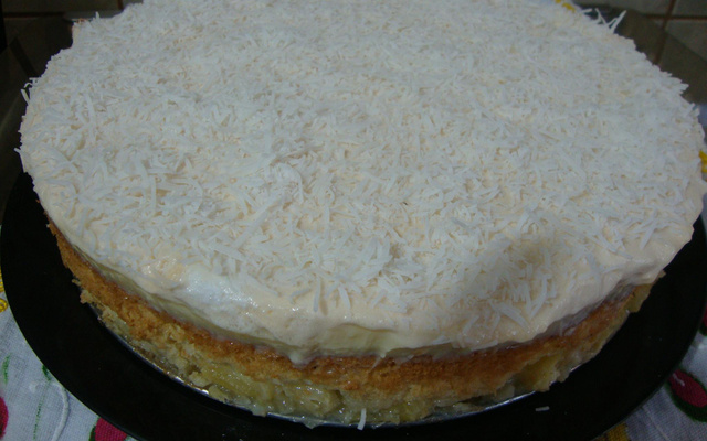 Bolo abacaxi de forma